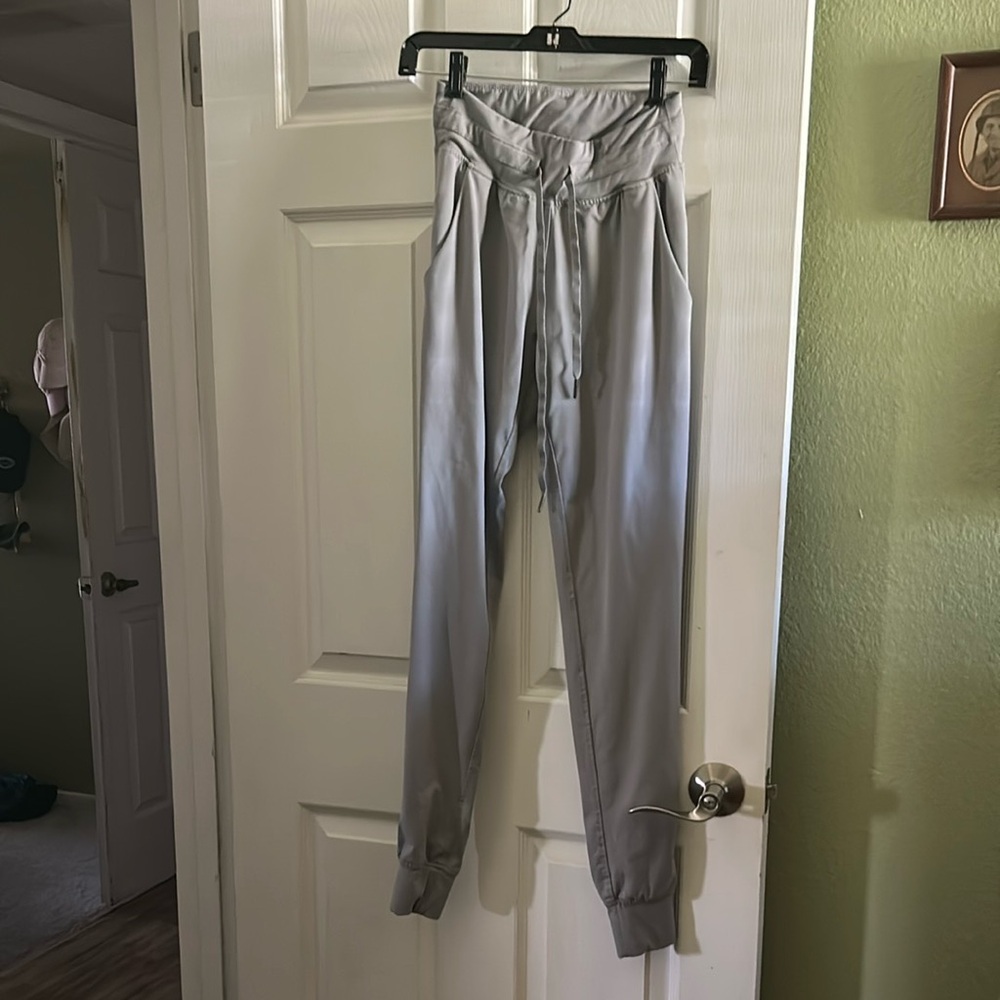 Zyia Active Heathered Gray Ascend Joggers